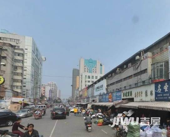 女人城实景图1